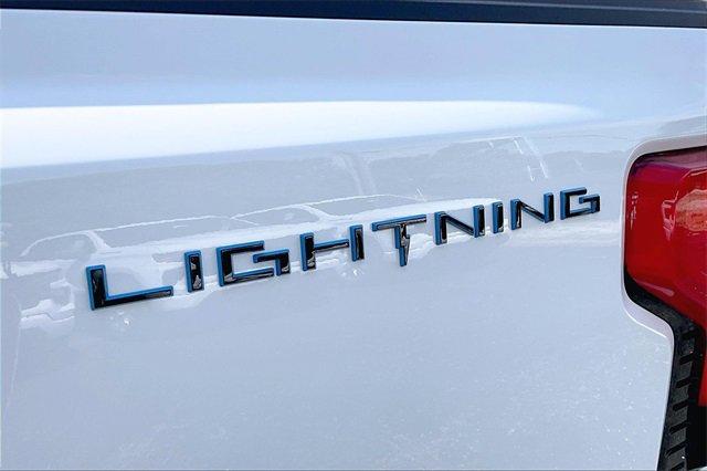 2023 Ford F-150 Lightning Vehicle Photo in INDEPENDENCE, MO 64055-1314