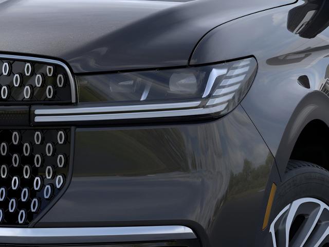 2025 Lincoln Navigator L Vehicle Photo in Neenah, WI 54956