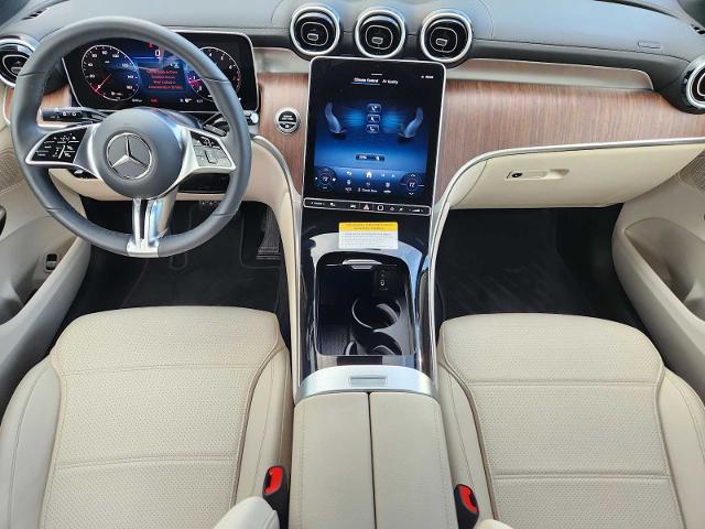 2025 Mercedes-Benz GLC Vehicle Photo in HOUSTON, TX 77079