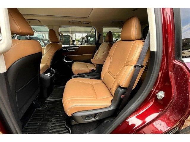 2025 INFINITI QX80 Vehicle Photo in Grapevine, TX 76051
