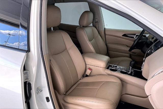 2016 Nissan Pathfinder Vehicle Photo in Grapevine, TX 76051