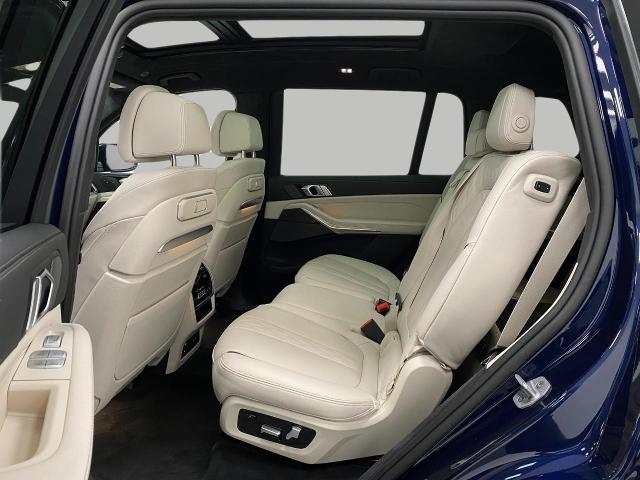 2025 BMW X7 xDrive40i Vehicle Photo in Appleton, WI 54913