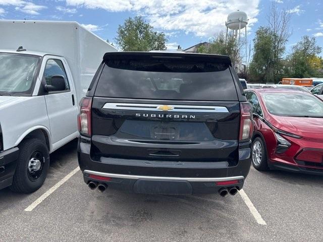 2021 Chevrolet Suburban Vehicle Photo in ENGLEWOOD, CO 80113-6708