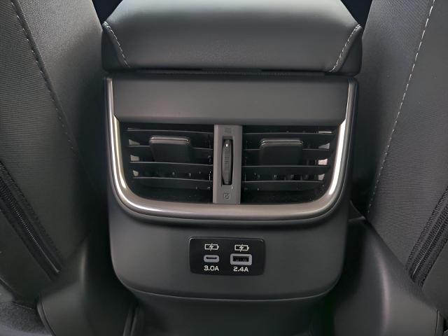2025 Subaru Outback Vehicle Photo in Green Bay, WI 54304