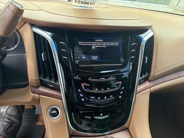 2016 Cadillac Escalade ESV Vehicle Photo in TREVOSE, PA 19053-4984