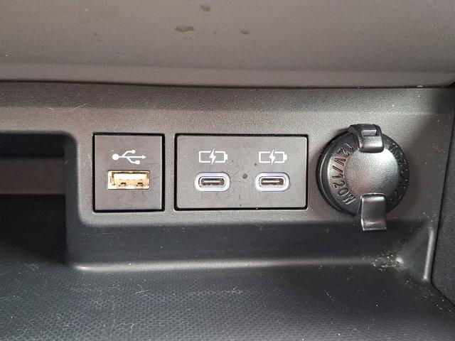 2024 Toyota Highlander Vehicle Photo in Philadelphia, PA 19116