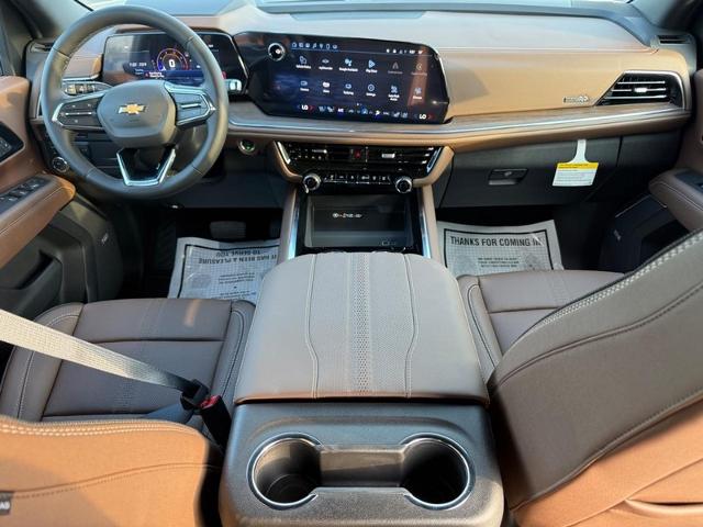 2025 Chevrolet Tahoe Vehicle Photo in COLUMBIA, MO 65203-3903