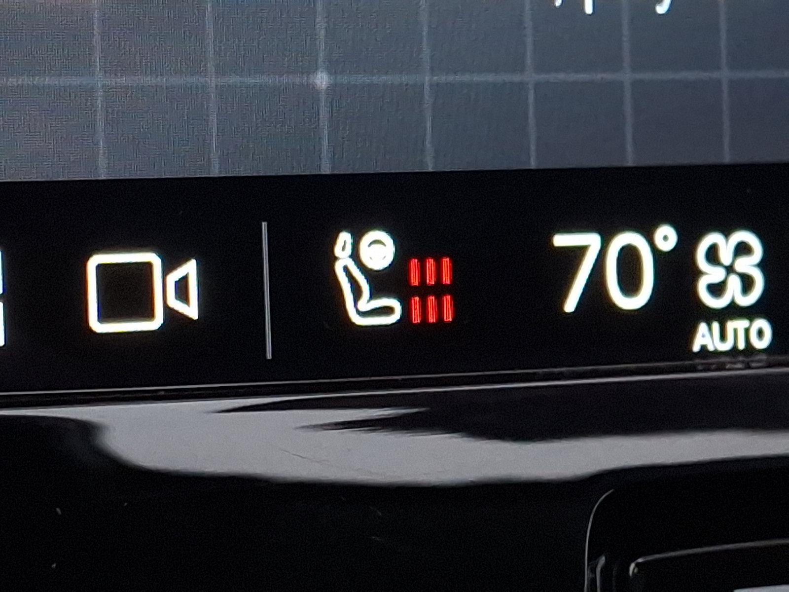 2022 Volvo XC60 Vehicle Photo in Trevose, PA 19053