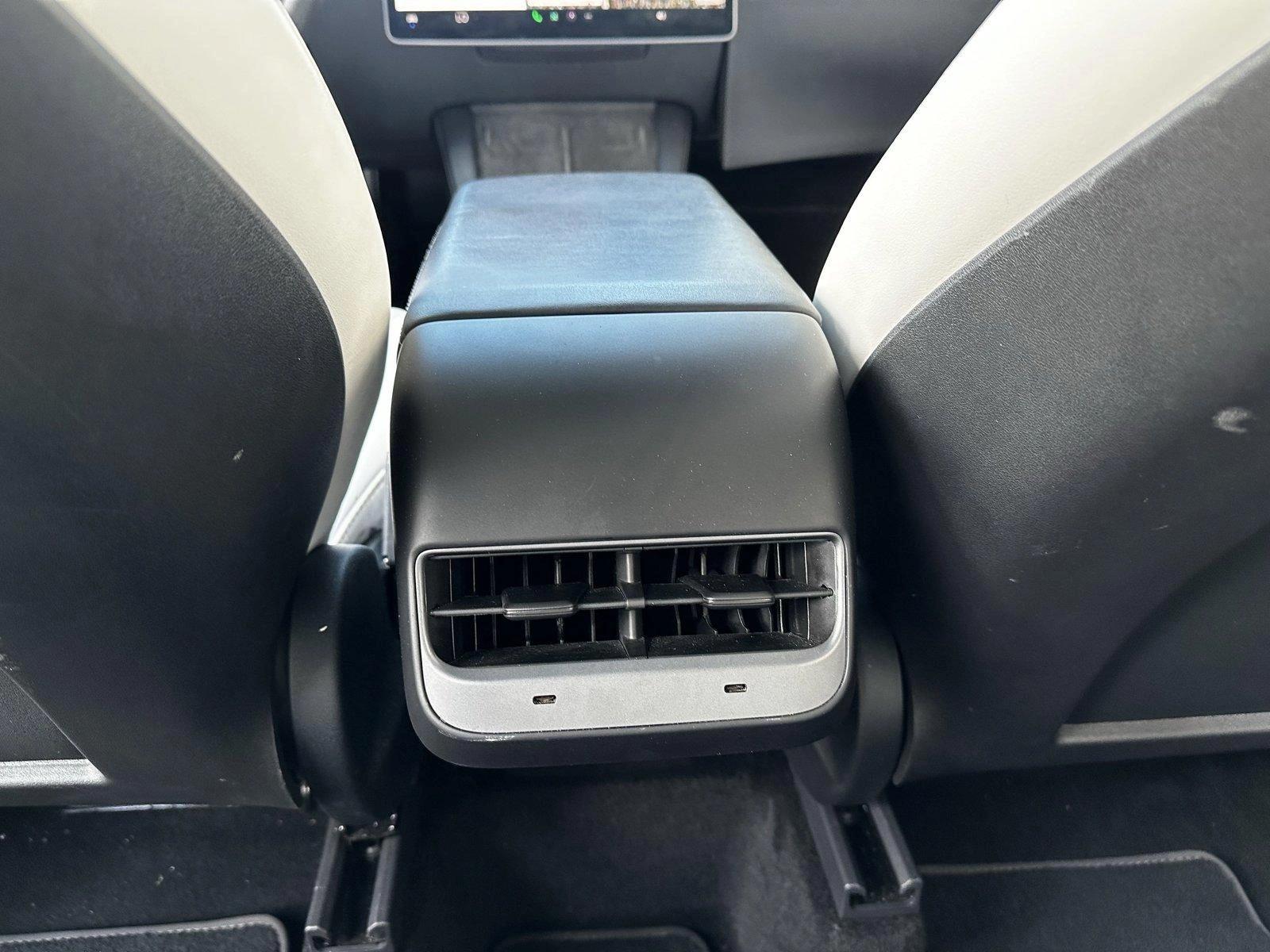 2022 Tesla Model Y Vehicle Photo in Hollywood, FL 33021