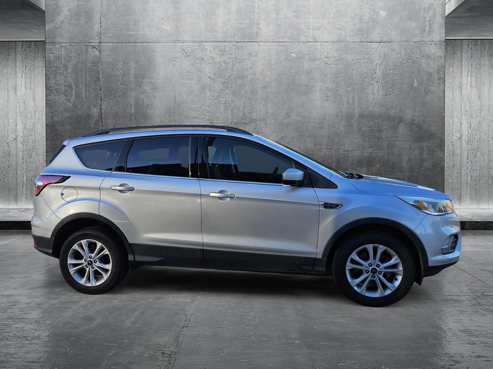 2018 Ford Escape Vehicle Photo in NORTH RICHLAND HILLS, TX 76180-7199