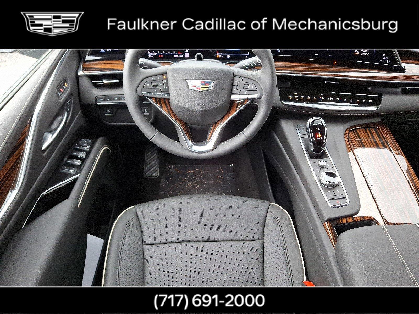 2024 Cadillac Escalade ESV Vehicle Photo in MECHANICSBURG, PA 17050-1707