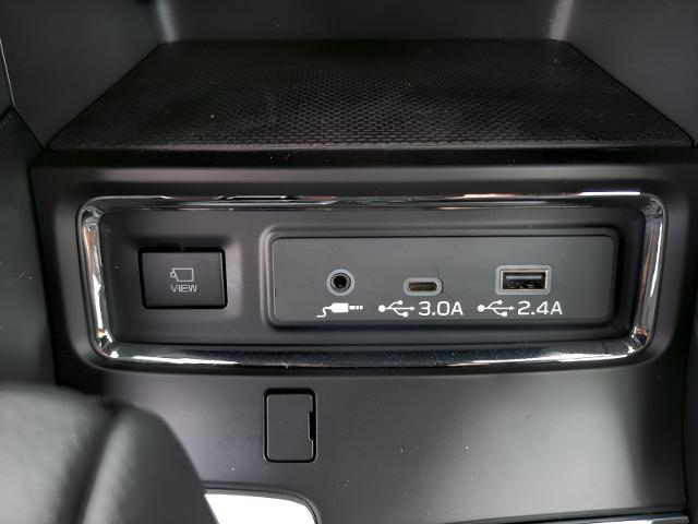 2024 Subaru Ascent Vehicle Photo in Green Bay, WI 54304