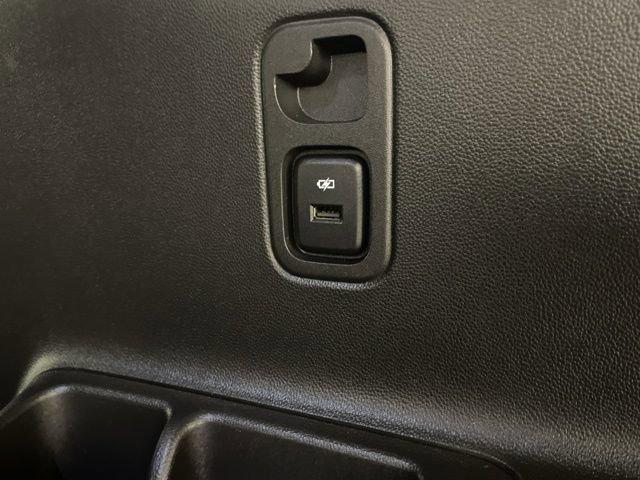 2021 Chevrolet Traverse Vehicle Photo in PHOENIX, AZ 85014-3381