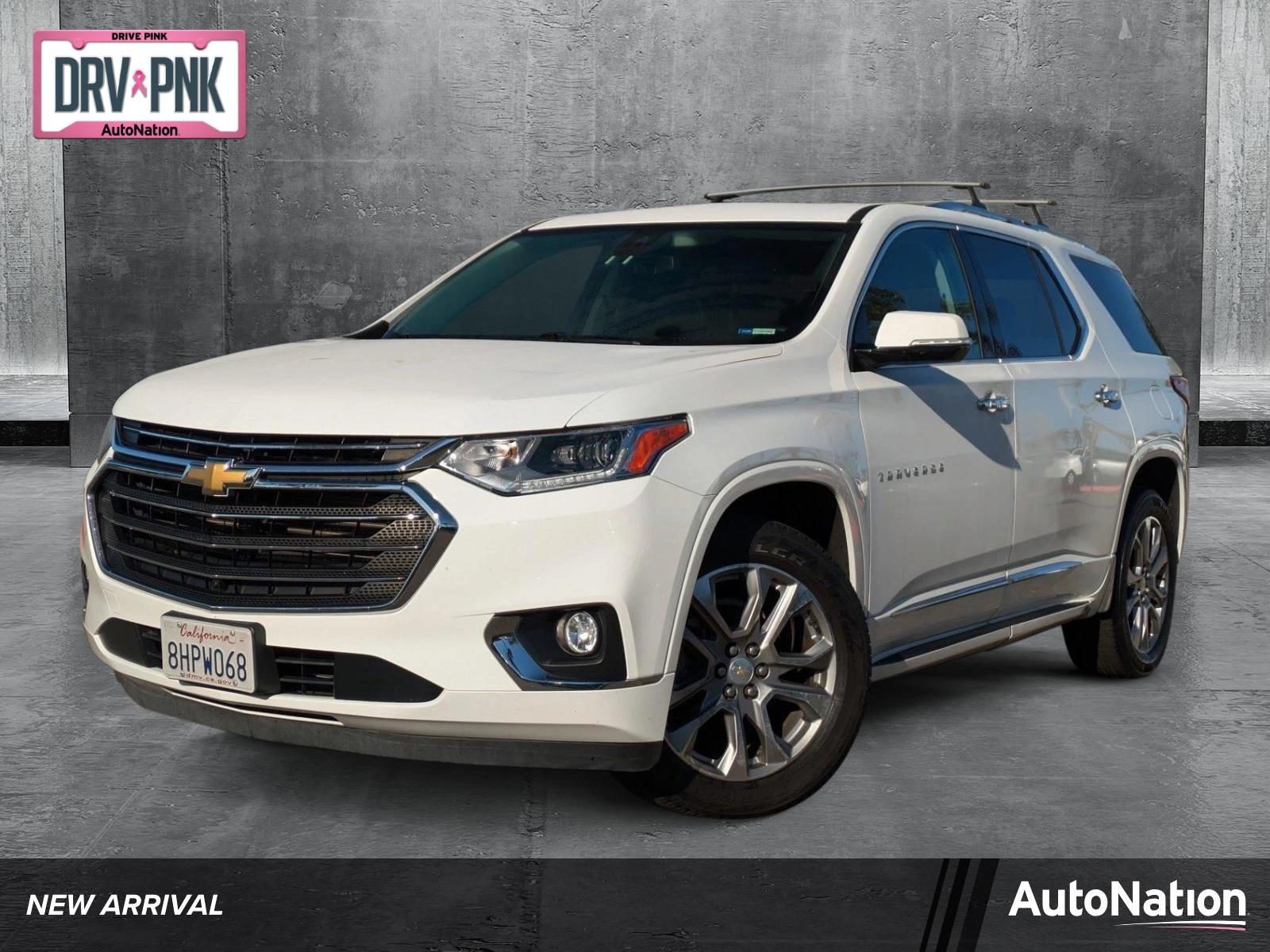 2019 Chevrolet Traverse Vehicle Photo in VALENCIA, CA 91355-1705