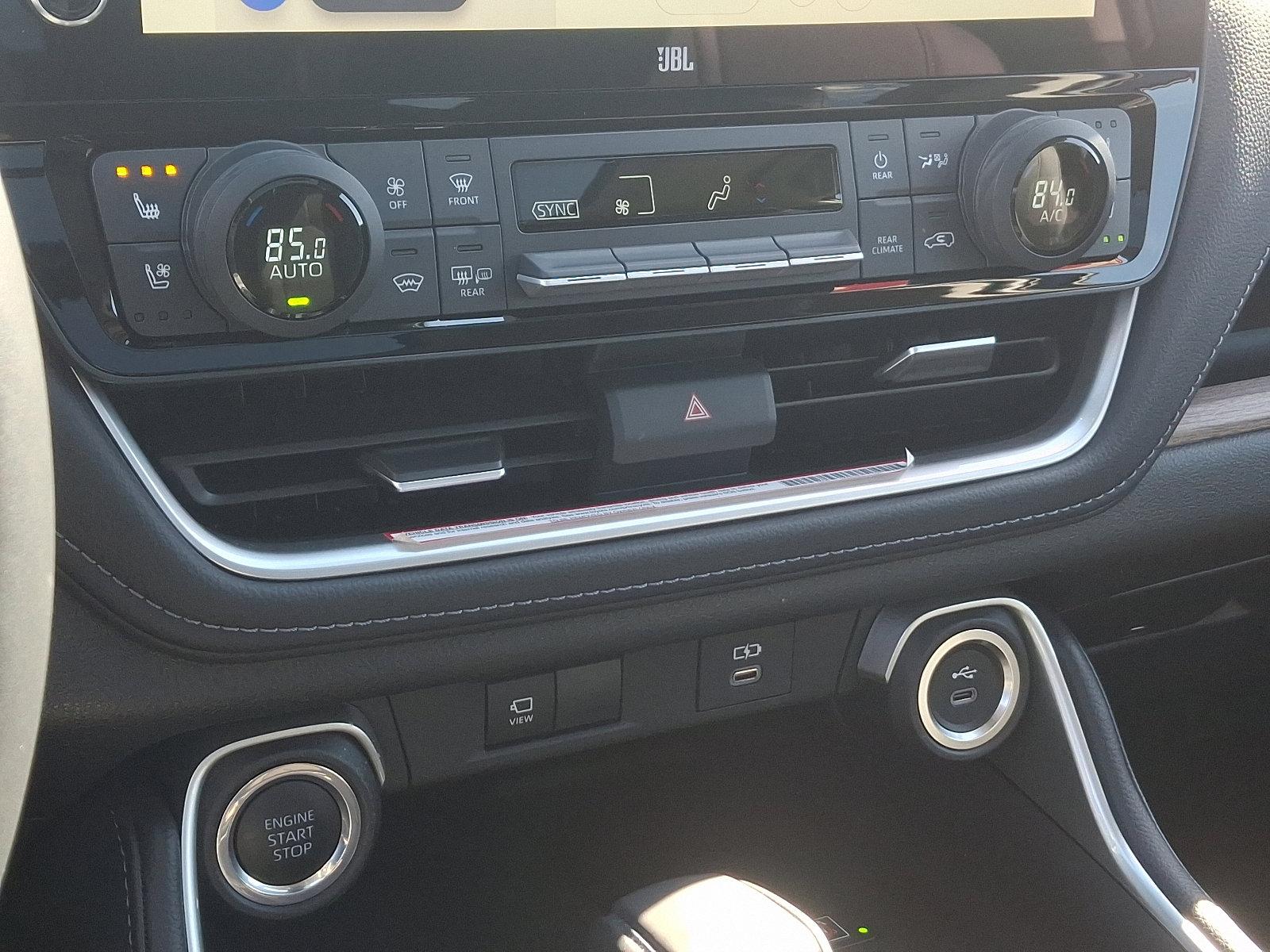 2024 Toyota Grand Highlander Vehicle Photo in Trevose, PA 19053