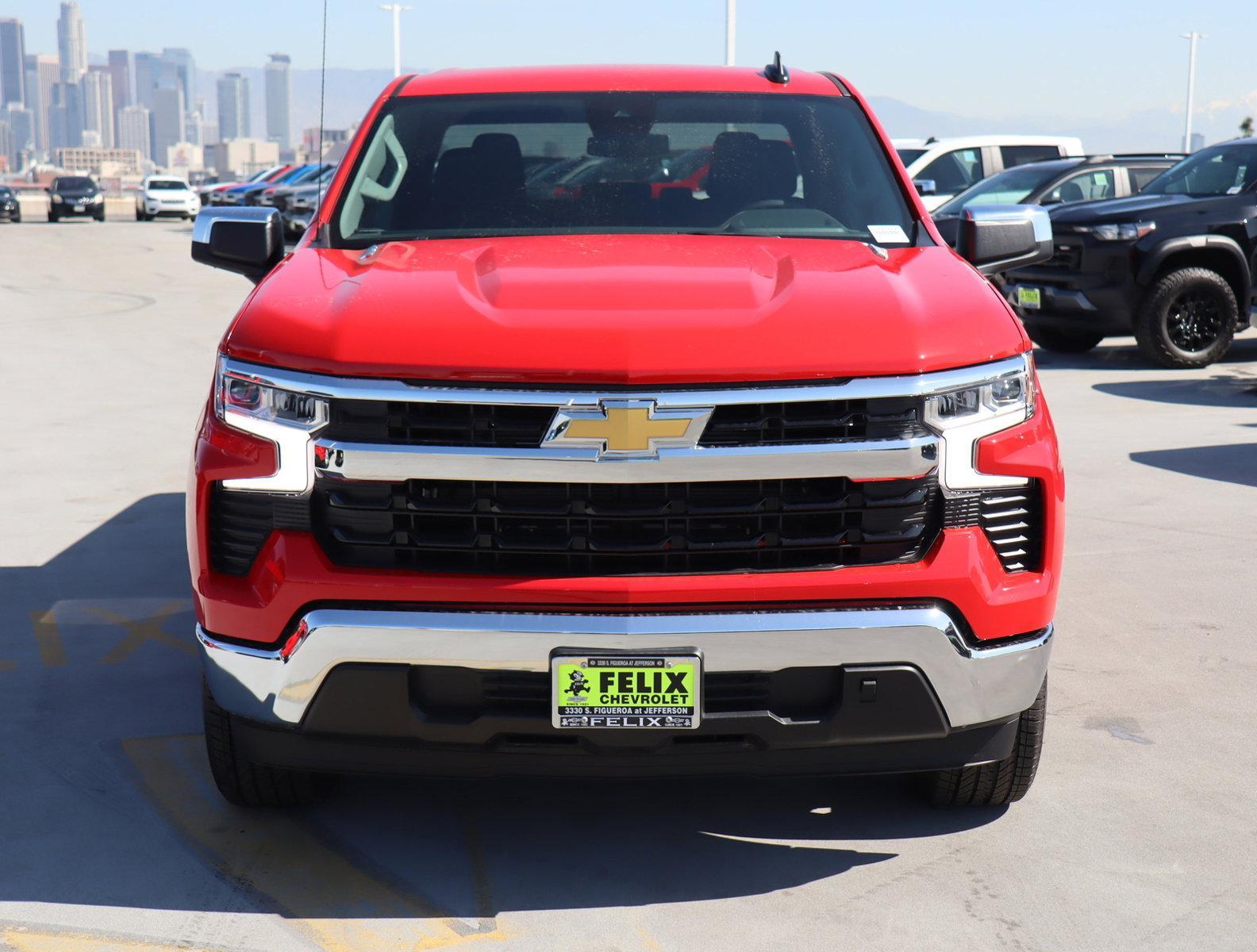 2025 Chevrolet Silverado 1500 Vehicle Photo in LOS ANGELES, CA 90007-3794