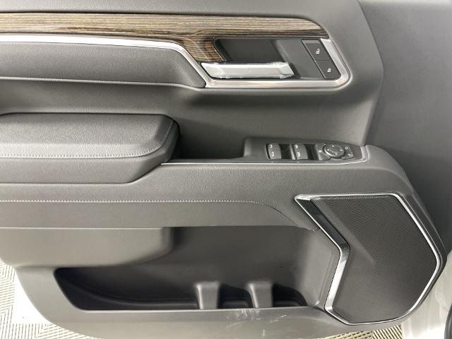 2025 GMC Sierra 1500 Vehicle Photo in GILBERT, AZ 85297-0402