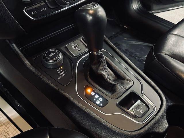 2020 Jeep Cherokee Vehicle Photo in MEDINA, OH 44256-9631