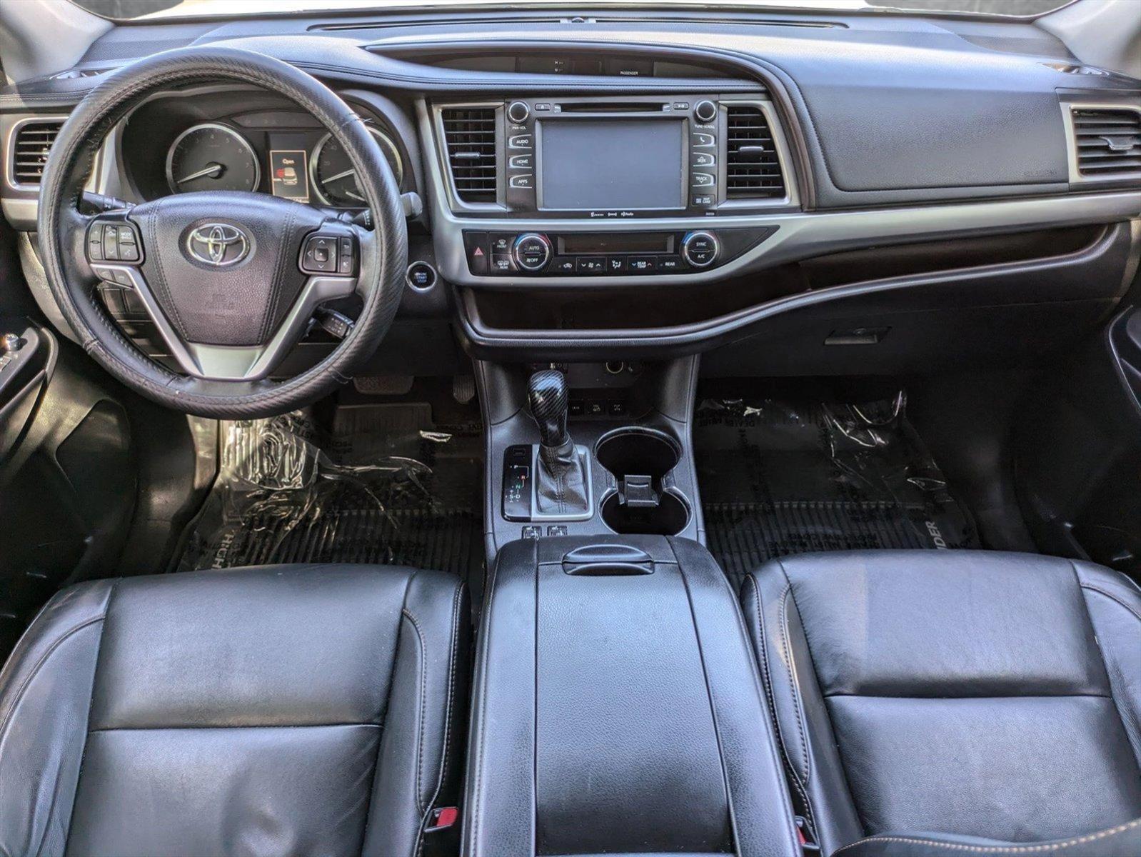 2016 Toyota Highlander Vehicle Photo in Tampa, FL 33614