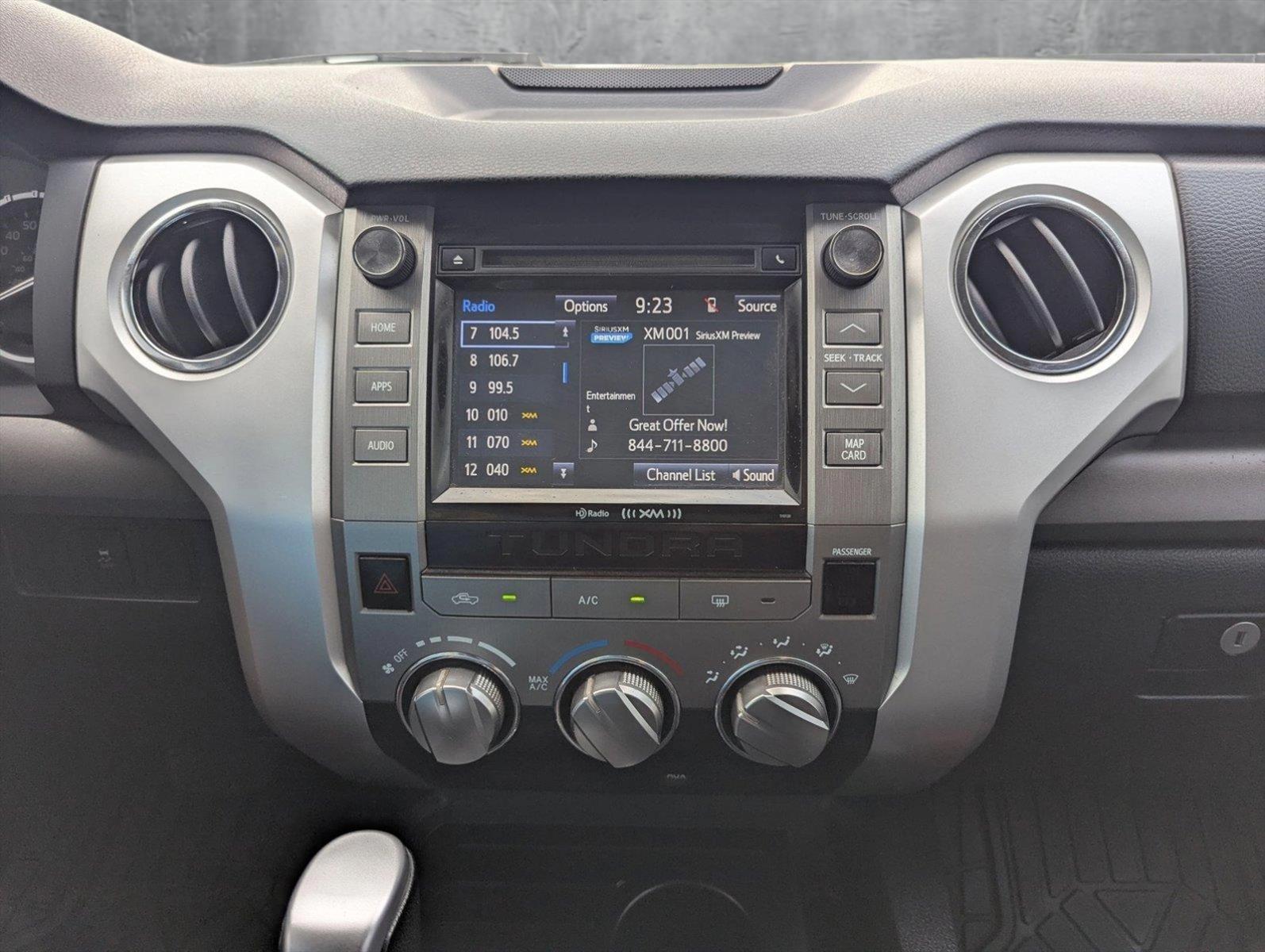 2017 Toyota Tundra 2WD Vehicle Photo in CORPUS CHRISTI, TX 78412-4902