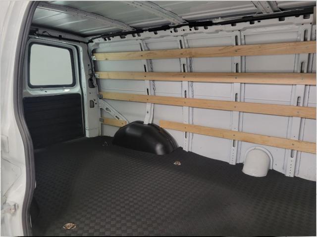 2023 GMC Savana Cargo 2500 Vehicle Photo in APPLETON, WI 54914-4656