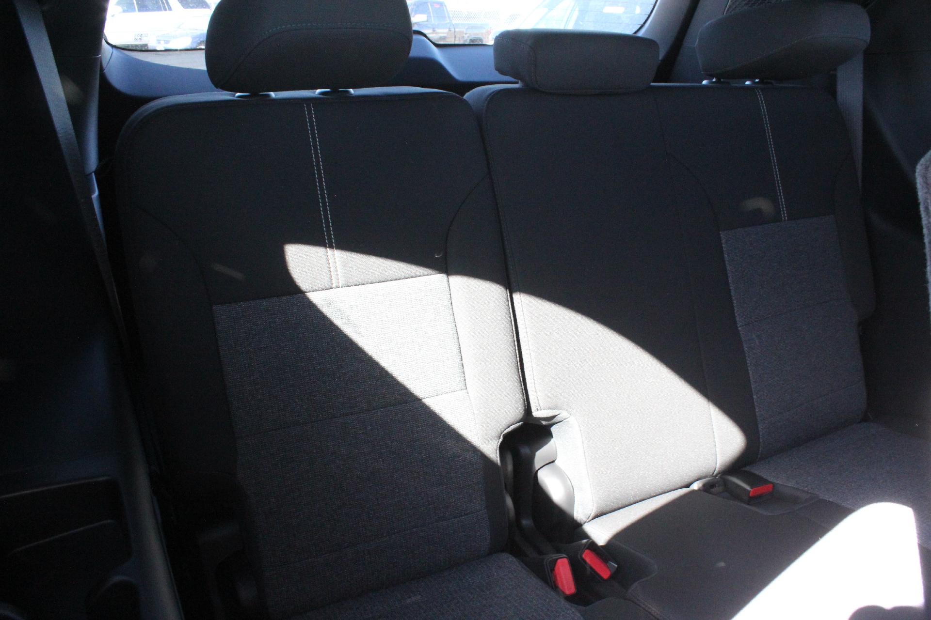 2025 GMC Acadia Vehicle Photo in AURORA, CO 80012-4011