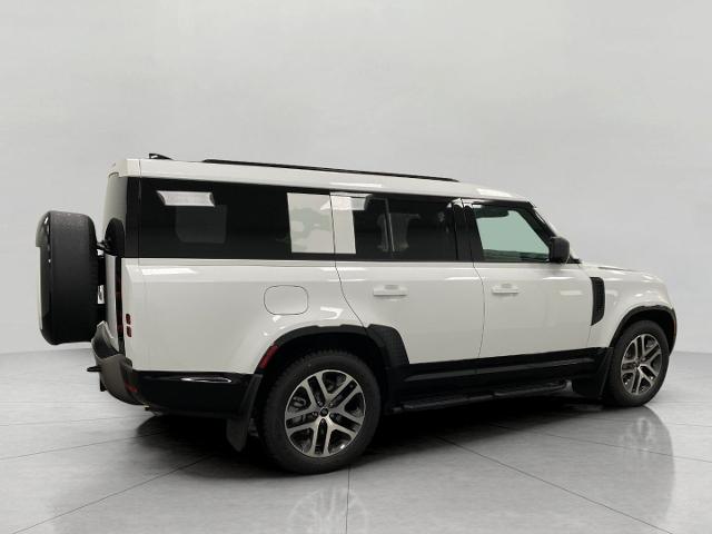 2025 Defender Vehicle Photo in Appleton, WI 54913