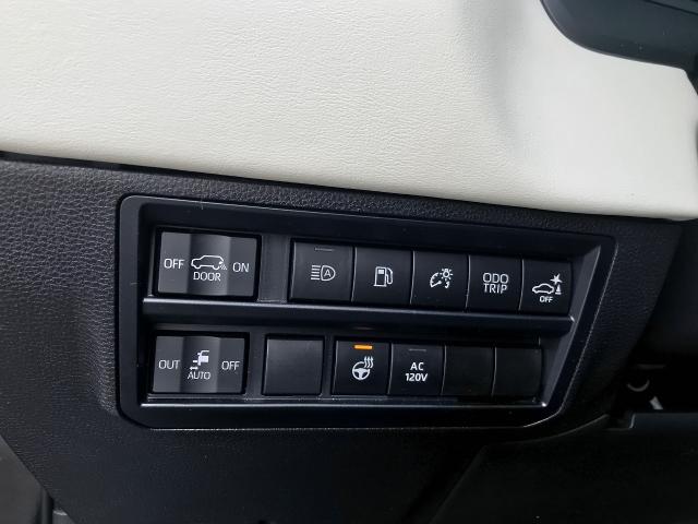 2024 Toyota Sequoia Vehicle Photo in GREEN BAY, WI 54303-3330