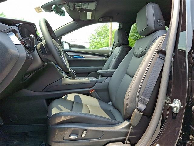 2025 Cadillac XT5 Vehicle Photo in ALLENTOWN, PA 18103-7399