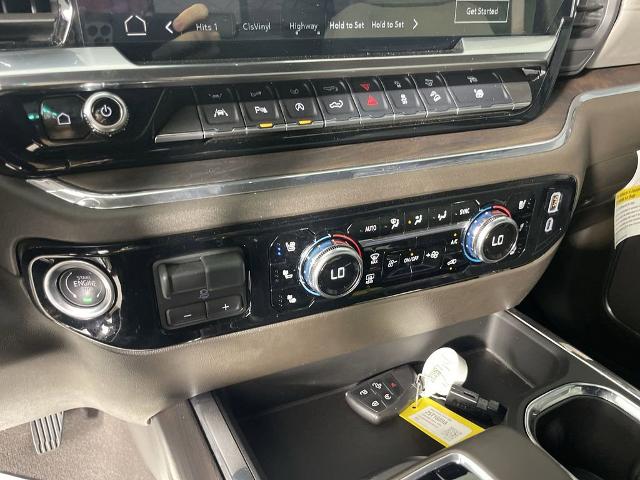 2025 GMC Sierra 1500 Vehicle Photo in GILBERT, AZ 85297-0402