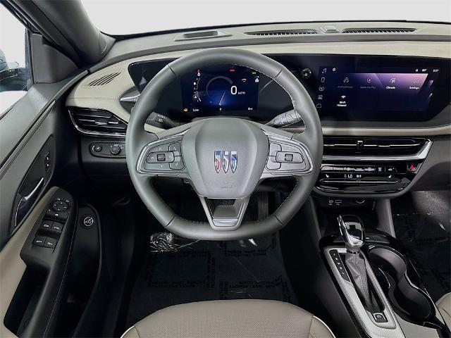 2025 Buick Envista Vehicle Photo in PUYALLUP, WA 98371-4149