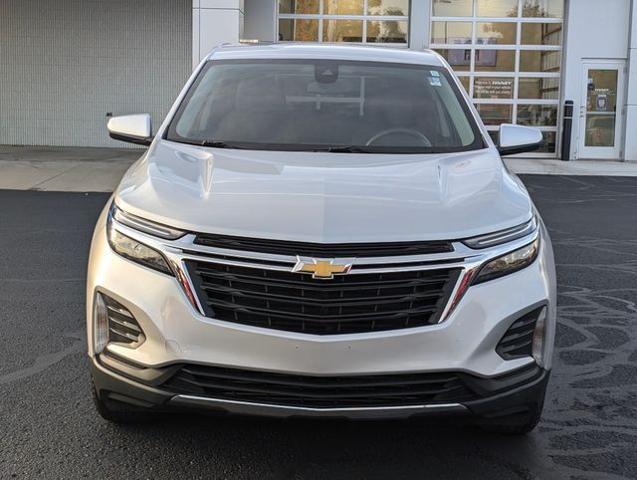 Used 2022 Chevrolet Equinox LT with VIN 3GNAXUEV8NL114762 for sale in Greenville, MI