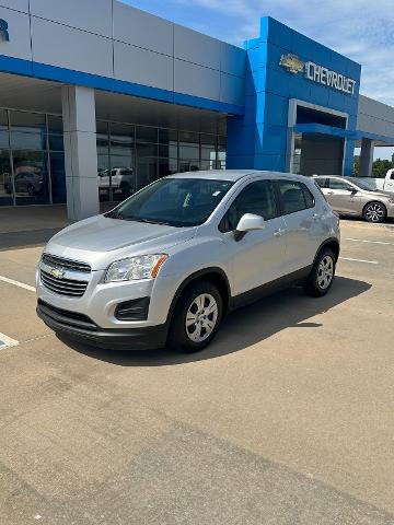 Used 2015 Chevrolet Trax LS with VIN KL7CJKSB2FB122938 for sale in Blanchard, OK