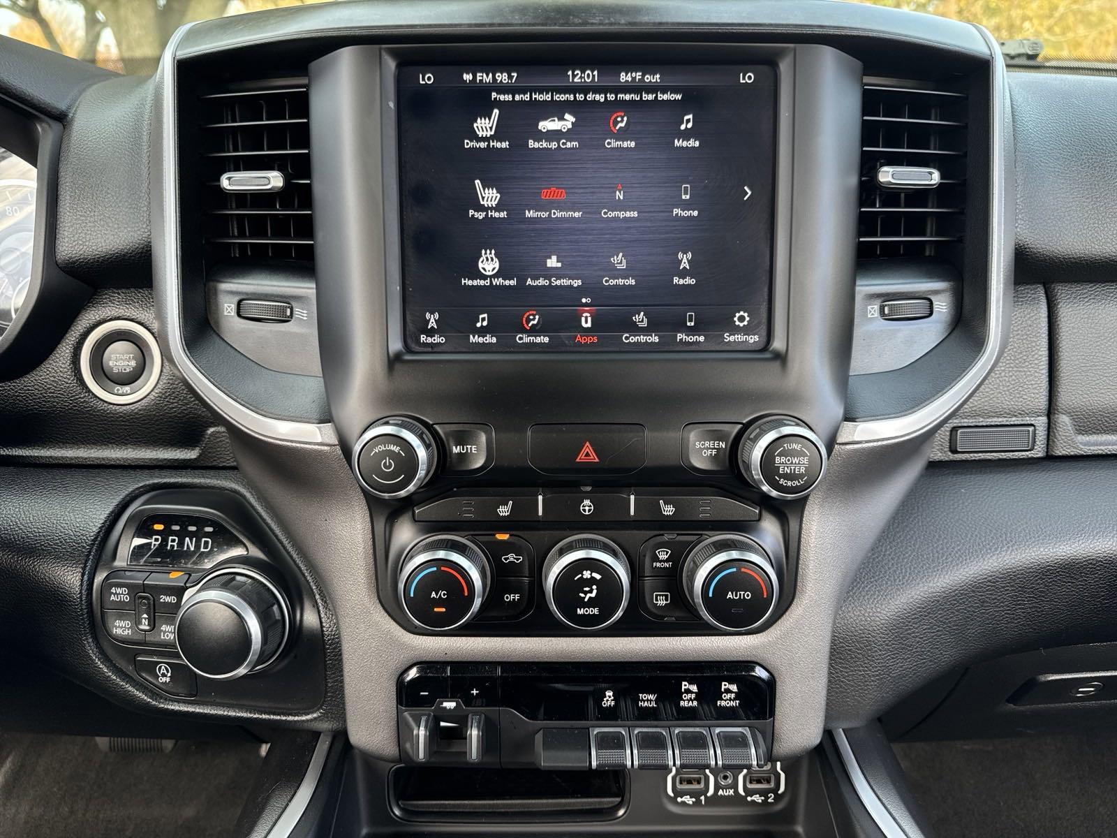 2021 Ram 1500 Vehicle Photo in DALLAS, TX 75209-3016