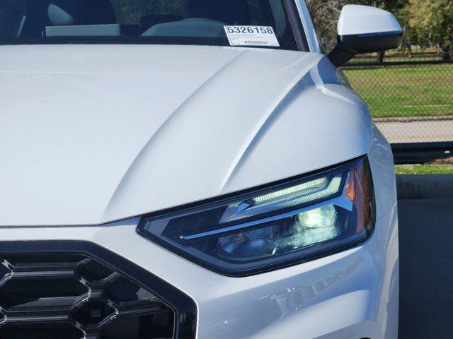 2025 Audi Q5 Vehicle Photo in HOUSTON, TX 77090