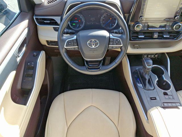 2020 Toyota Highlander Vehicle Photo in DANBURY, CT 06810-5034