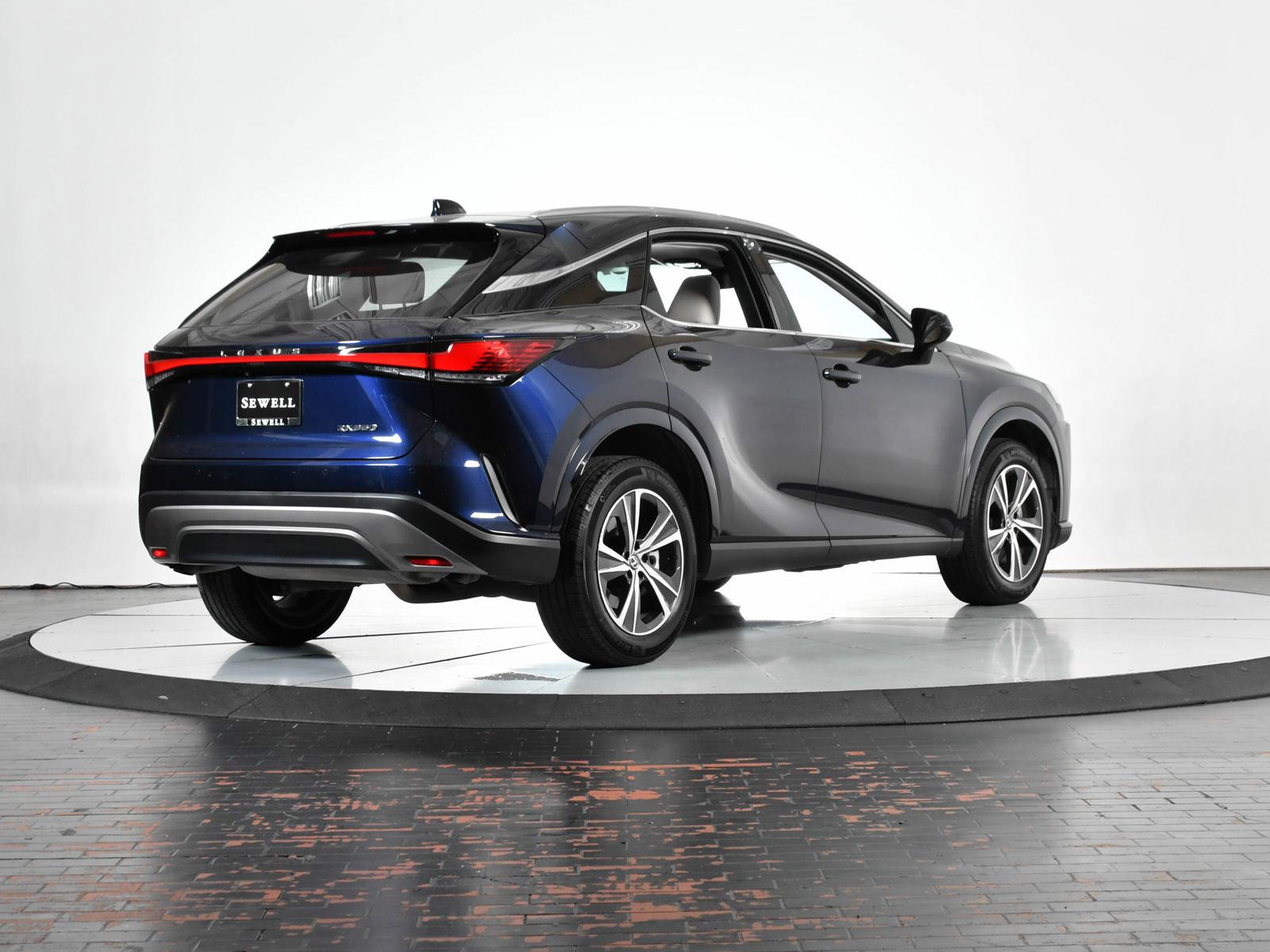 2023 Lexus RX 350 Vehicle Photo in DALLAS, TX 75235