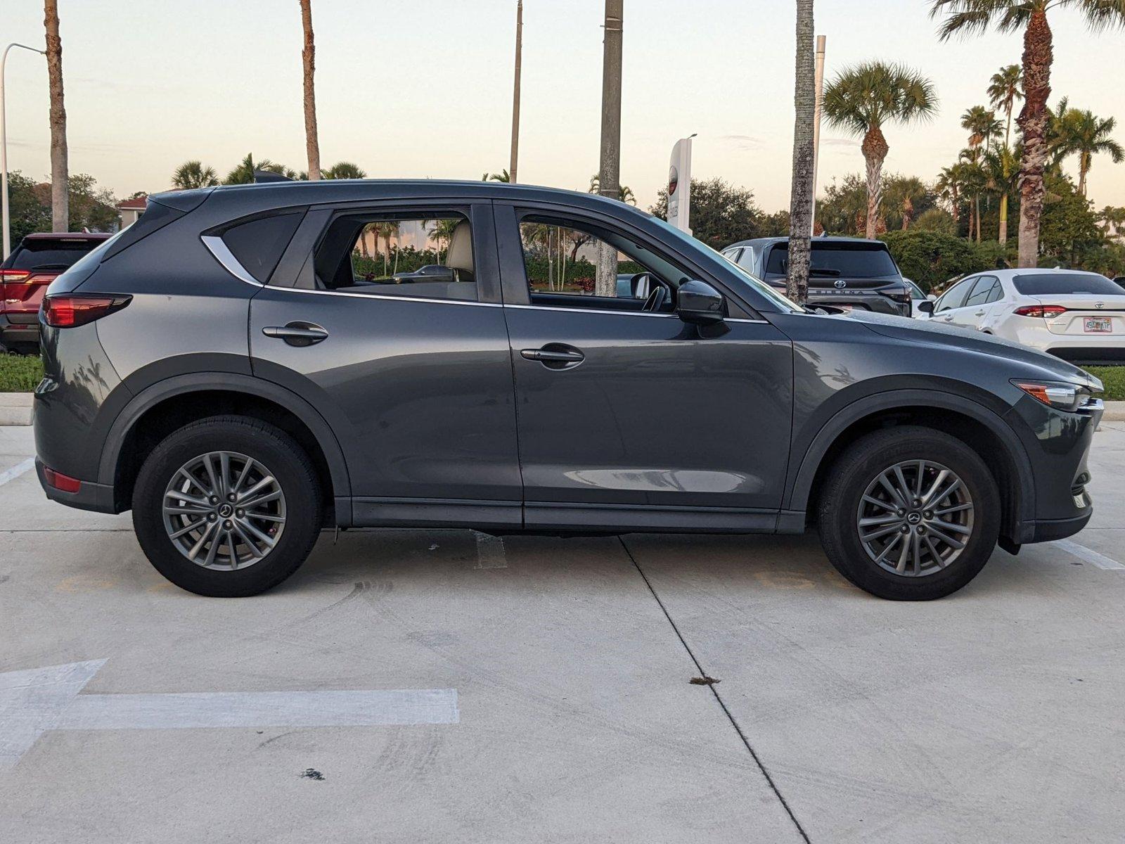 2017 Mazda CX-5 Vehicle Photo in PEMBROKE PINES, FL 33024-6534