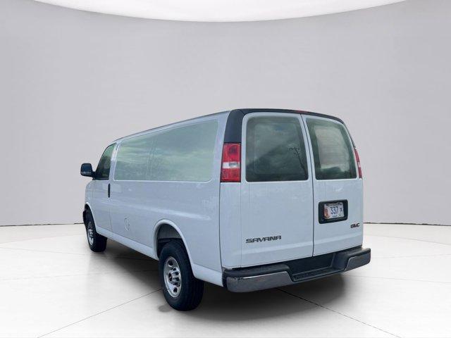 2025 GMC Savana Cargo 2500 Vehicle Photo in LEOMINSTER, MA 01453-2952