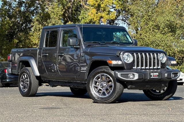 2023 Jeep Gladiator Vehicle Photo in ELK GROVE, CA 95757-8703