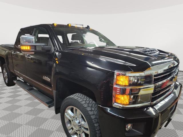 Used 2019 Chevrolet Silverado 3500HD High Country with VIN 1GC4KYEY8KF229356 for sale in Crookston, Minnesota