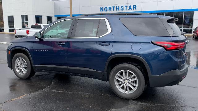 2022 Chevrolet Traverse Vehicle Photo in MOON TOWNSHIP, PA 15108-2571