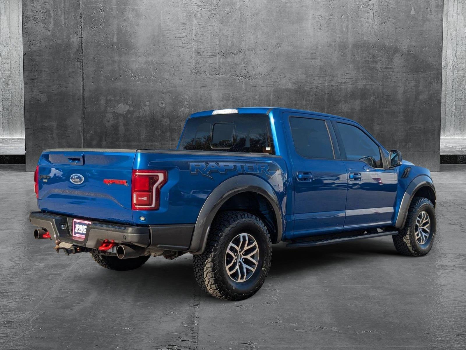 2017 Ford F-150 Vehicle Photo in St. Petersburg, FL 33713