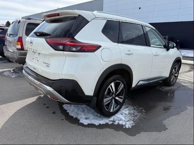 2021 Nissan Rogue Vehicle Photo in Green Bay, WI 54304