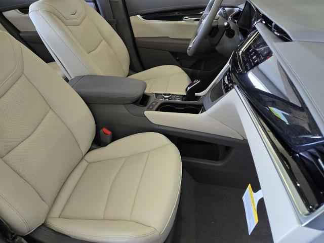 2025 Cadillac XT6 Vehicle Photo in Dallas, TX 75209