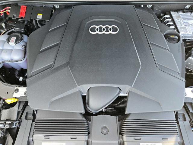 2025 Audi Q7 Vehicle Photo in SUGAR LAND, TX 77478