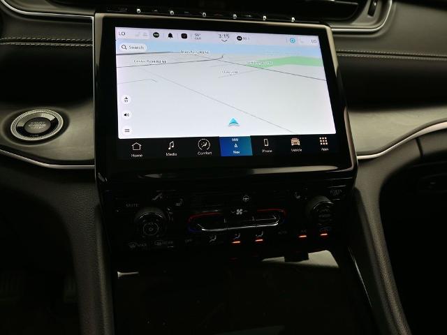 2022 Jeep Grand Cherokee L Vehicle Photo in Cedar Rapids, IA 52402