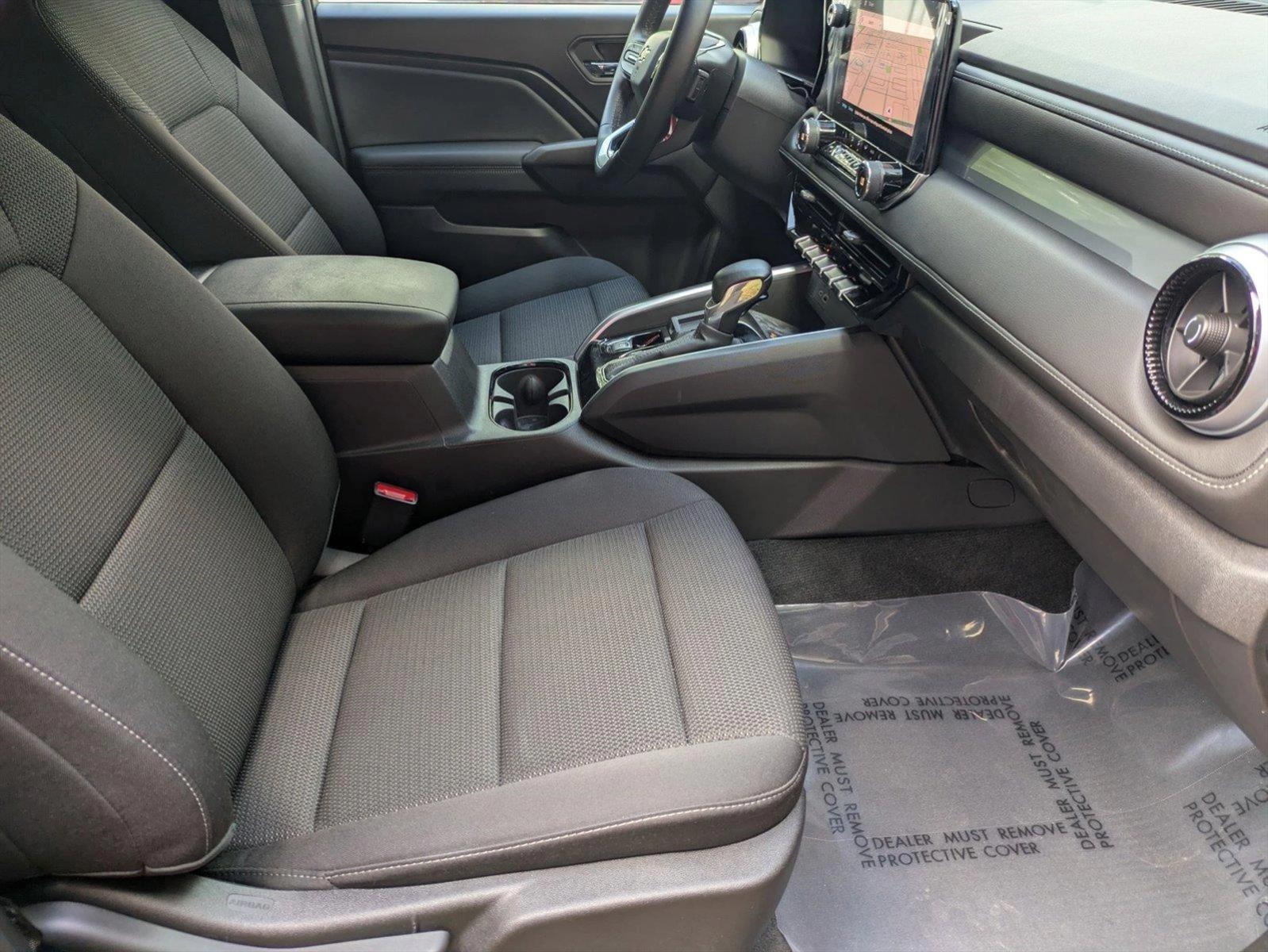 2024 Chevrolet Colorado Vehicle Photo in GREENACRES, FL 33463-3207