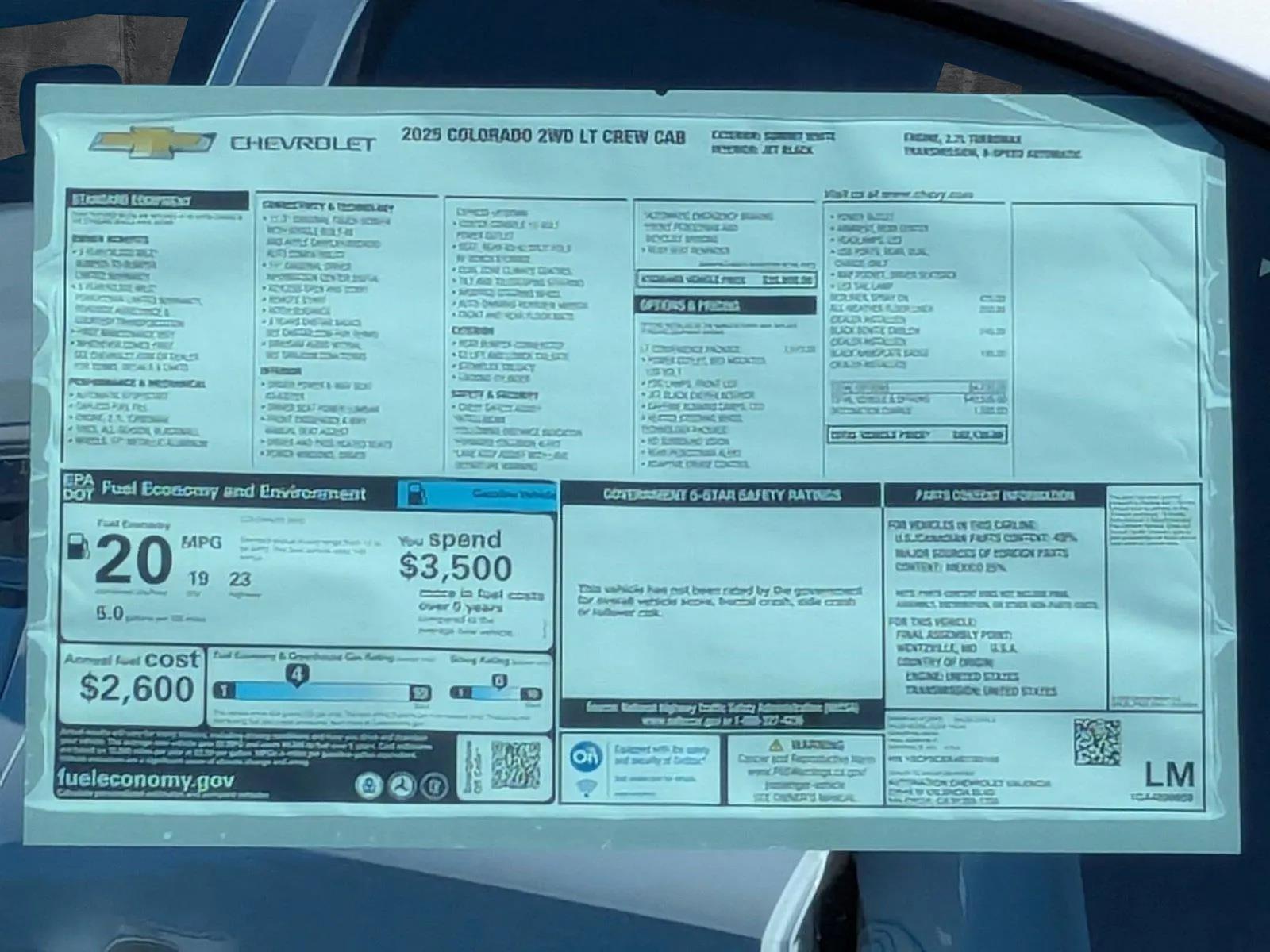 2025 Chevrolet Colorado Vehicle Photo in VALENCIA, CA 91355-1705