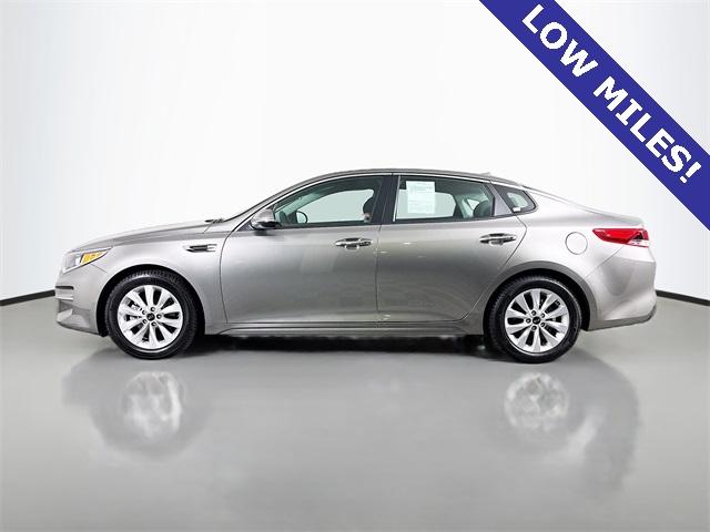 2017 Kia Optima Vehicle Photo in Puyallup, WA 98371